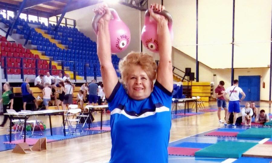 Жительница Северодвинска — Роза Галашевская вернулась с Чемпионата Мира по гиревому спорту с золотыми медалями