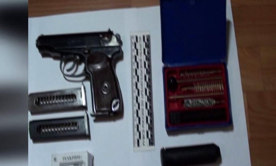 Северодвинец собрал пистолет Макарова в домашних условиях